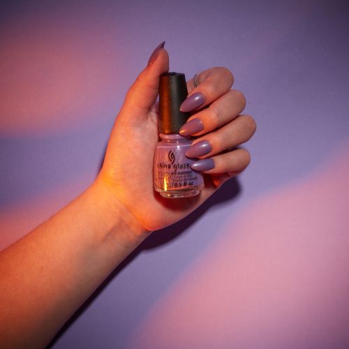 ESMALTE CHINA GLAZE COLOR SKY OF LAVENDER 14 ML