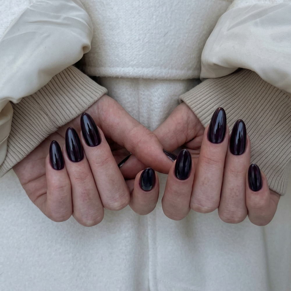 Gelfix Esmalte Semipermanente Vienna color Berenjena oscuro 12ml