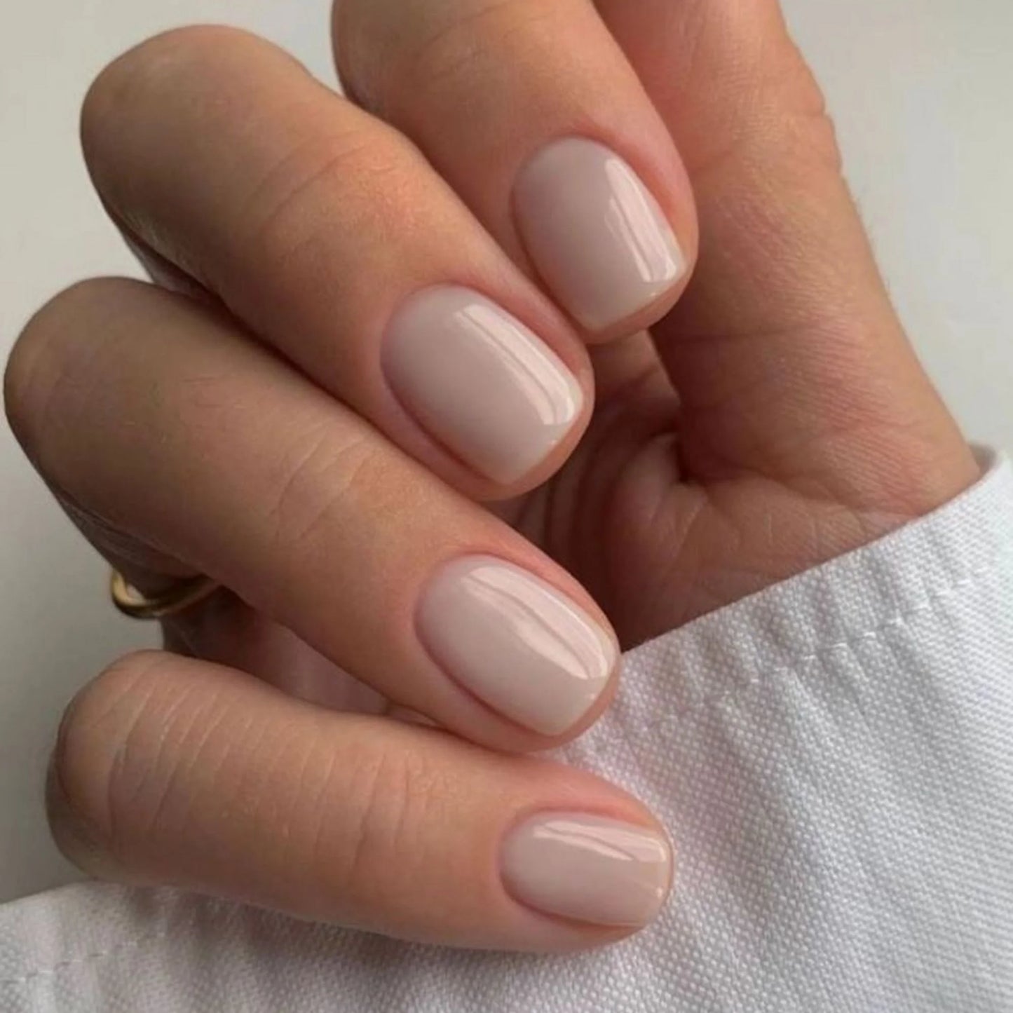 Katai Gelfix Rubber Base Milky para Nivelación Semipermanente Blanco lechoso