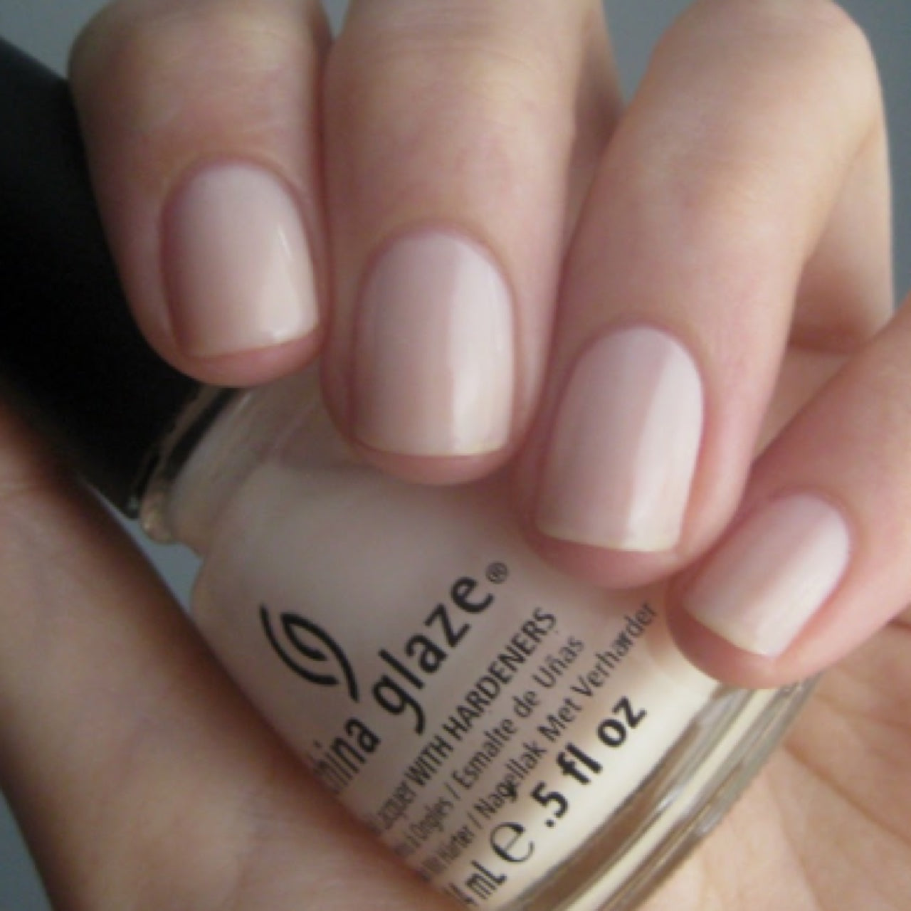 China Glaze Esmalte de uñas larga duración INNER Beauty 14ml
